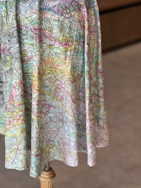 Ayu Set 1 (Minah Top + Ayu Lady Batik Midi Wavy Skirt)